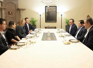 Սուրեն Պապիկյանն աշխատանքային ընթրիք է ունեցել ԱՄՆ դեսպանի հետ