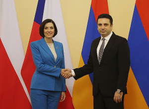 Ադրբեջանի վարած քաղաքականությունը վերջին շրջանում այս գործընթացը տանում է փակուղի․ Ալեն Սիմոնյանը՝ Մարկետա Պեկարովա Ադամովային