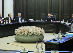 Երկար տարիներ հանրակացարաններում բնակվող փախստական ընտանիքները կկարողանան սեփականաշնորհել զբաղեցրած բնակելի տարածքները