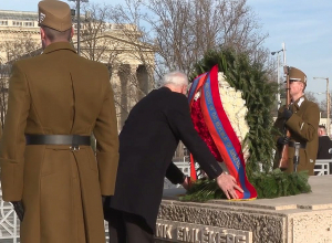 Նախագահ Վահագն Խաչատուրյանն այցելել է Բուդապեշտի Հերոսների հրապարակ