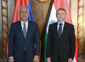 Վահագն Խաչատուրյանը հանդիպում է ունեցել Հունգարիայի Ազգային ժողովի նախագահի հետ