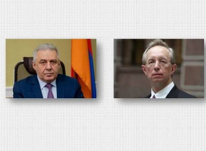 Դեսպան Հարությունյանը ՌԴ փոխարտգործնախարար Գալուզինի հետ քննարկել է երկկողմ հետաքրքրություն ներկայացնող հարցեր