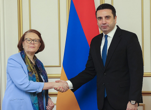 ԱԺ նախագահը դեսպանին է ներկայացրել փետրվարի 13-ի առավոտյան Ադրբեջանի կողմից իրականացված ռազմական սադրանքը