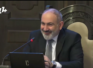 Ես չգիտեի, որ մեր կյանքի իմաստը Անձնագրային ու Կադաստրի բաժիններն են. Փաշինյանը` վարդենիսցիներին