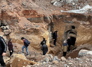 Քասախի  բնակիչներից մեկը սեփական տարածքում հողային աշխատանքների ժամանակ հայտնաբերել է միջնադարյան ժայռափոր դամբարան