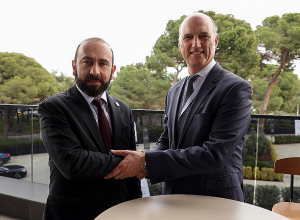 Արարատ Միրզոյանը հանդիպում է ունեցել Միացյալ Թագավորության Եվրոպայի հարցերով նախարարի հետ