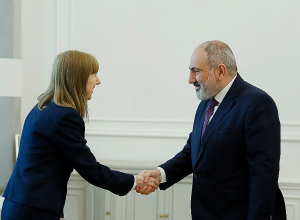 Премьер-министр принял вице-президента ВБ по региону Европы и Центральной Азии