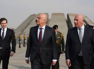 Նիկոլաոս Դենդիասն այցելել է Հայոց ցեղասպանության զոհերի հուշահամալիր