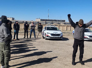 Պարեկային ծառայողների համար վերապատրաստման դասընթացը բազային հնգամսյա կուրսի հավելումն է.