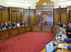 Հանգում է հարցը հետևյալ շատ հայտնի թեմային՝ ի վերջո հանրությունը կամ սուբյեկտները տուգանքի մատերիալ են, թե տուգանքի մատերիալ չեն․ վարչապետ