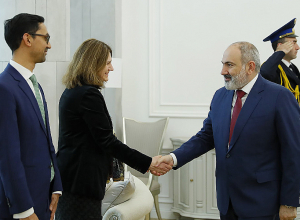 Премьер-министр принял главу миссии МВФ в Армении