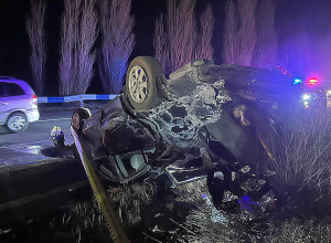 Վթար Չարենցավանի մոտակայքում, մեքենաներից մեկը շրջվել է, մյուսը` գլորվել ձորը. կան տուժածներ