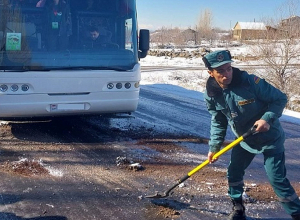 Փրկարարները Արտաշավան գյուղի մոտակայքում օգնություն են ցուցաբերել մոտ 300 տրանսպորտային միջոցի