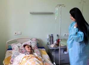 Սյունիքի մարզպետի տեղակալն այցելել է ավտոբուսի երեկվա վթարից տուժած քաղաքացիներին