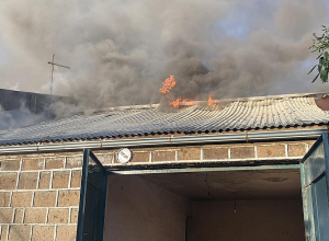 Ահազանգ է ստացվել, որ Արագած գյուղում այրվում է տուն