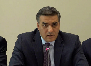 Իշխանությունն անում է Ադրբեջանի իրավազորությունը ճանաչող հայտարարություններ․ Արման Թաթոյան