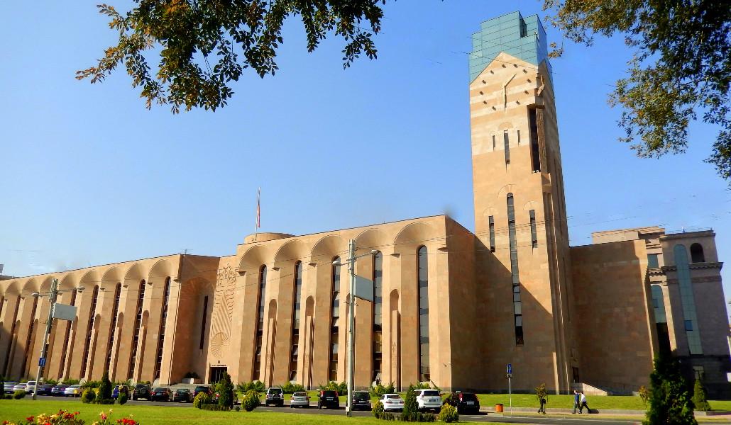 Yerevan_City_Hall_1_(15)