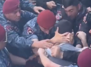 Պատգամավորներն այցելել են հիվանդանոցում հայտնված քաղաքացուն