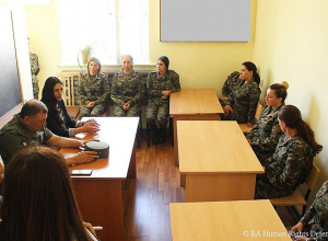 Անահիտ Մանասյանն այցելել է ՊՆ N զորամասի կանանց գումարտակ