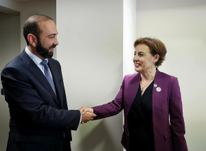 Միրզոյանը Դուբրովիկի միջազգային համաժողովի շրջանակներում հանդիպում է ունեցել Կոսովոյի փոխվարչապետի հետ