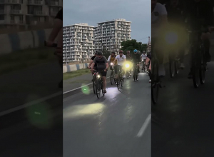 Փաշինյանը կրկին հեծանիվով տեսանյութ է հրապարակել