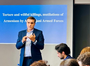 Արման Թաթոյանը միջազգային լրագրողներին ներկայացրել է Արցախում ու Հայաստանի սահմանային բնակավայրերում ադրբեջանական հանցավոր արարքների ապացույցները