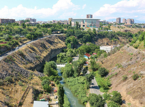 Հրազդանի կիրճում վթարվել է «Վեոլիա ջուր» ընկերության կողմից սպասարկվող կոյուղու կոլեկտորը. քաղաքապետարան