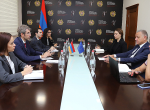 Եվրաջասթի հետ գործակցության խորացում, վիզայի ռեժիմի ազատականացում, բյուջետային աջակցություն. Գրիգոր Մինասյանն ու ԵՄ դեսպանը հանդիպել են