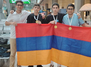 Երեք ոսկե մեդալ մեկ Աստղագիտության միջազգային օլիմպիադայից