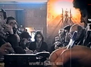 Օրացույց․ 3-ը դեկտեմբերի․ լրատվամիջոցները հայտարարում են մեկօրյա գործադուլ՝ պահանջելով հանդիպել Քոչարյանի հետ