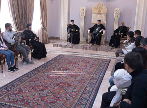 Ամենայն Հայոց Կաթողիկոսը Մայր Աթոռ Սուրբ Էջմիածնում ընդունեց արցախցի երիտասարդ ընտանիքներին