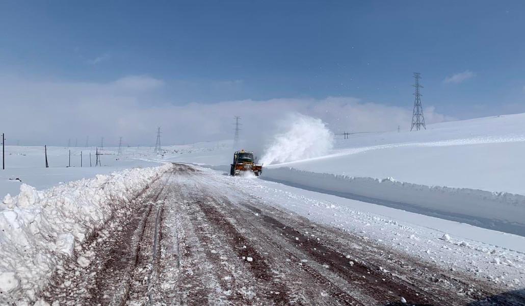 ճանապարհ ձյուն