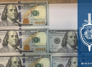 Տարադրամի փոխանակման կետում կեղծ հարյուրդոլարանոցներ էին իրացրել․ ոստիկանությունը հորդորում է զգոն լինել