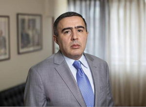 Տպավորություն է, թե նախագահ Քոչարյանը Մեղրին տալիս էր իսկ Հեյդար Ալիևի պես փորձառու քաղաքական գործիչը հրաժարվում էր այն վերցնել․ Բագրատ Միկոյան