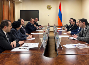 Հայրապետյանն ընդունել է ՀԱՊՀ ռեկտոր Գոռ Վարդանյանին