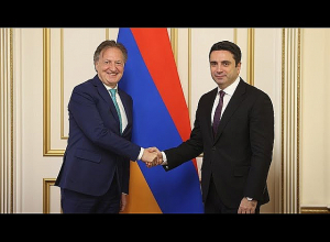 Ален Симонян принял новоназначенного посла Италии в Армении