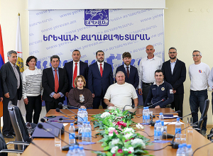 Պարալիմպիկ խաղերի հաղթող մարզիկները, նրանց մարզիչներն ու աջակիցներն արժանացել են պարգևների