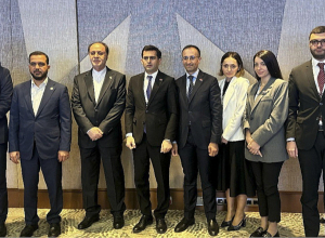 Հայաստանը մեծապես կարեւորում է Իրանի հետ հարաբերությունները. Հակոբ Արշակյանը հանդիպել է իրանցի գործընկերոջը