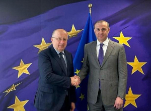 ԱԽ քարտուղարի հանդիպումը ԵՄ պաշտպանության հանձնակատարի հետ՝ Բրյուսելում