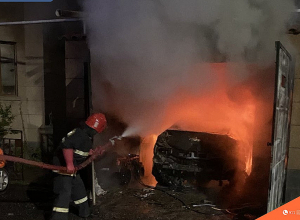 Հրշեջ-փրկարարները մարել են ավտոմեքենայում բռնկված հրդեհը