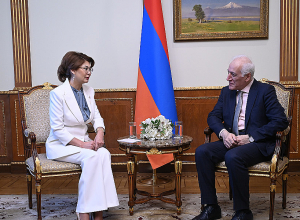 Վահագն Խաչատուրյանն ընդունել է Ղազախստանի մշակույթի և տեղեկատվության նախարար Աիդա Բալաևային