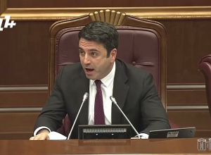 Վարչապետի հետ «դու»-ով չխոսաս, դուրս կշպրտեմ, չափերիդ մեջ մնա.