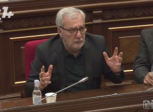 «Բնապահպանության նախկին նախարար ունեինք, որը փախավ. նրա հետ կապված ինչ-որ գործ քննվո՞ւմ է». Քոչարյան