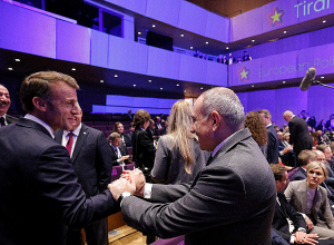 Վարչապետը Տիրանայում զրույցներ է ունեցել Էմանուել Մակրոնի, Ֆրիդրիխ Մերցի, Քիր Սթարմերի, Դոնալդ Տուսկի, Քրիստիան Շտոկերի և արտերկրի այլ գործընկերների հետ