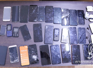 «Արմավիր» ՔԿՀ բերված սառնարանի թաքստոցից հայտնաբերվել են 32 բջջային հեռախոս և այլ արգելված իրեր