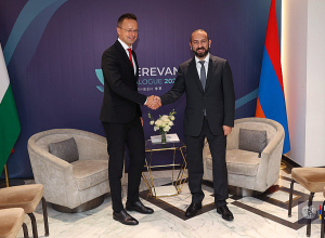 Աշխատանքային այցով Հայաստանում կգտնվի Հունգարիայի ԱԳ նախարարը