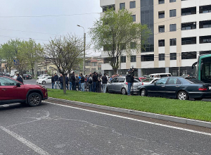 Երևանի քաղաքապետը կա՛մ չի տիրապետում գործընթացներին, կա՛մ միտումնավոր մանիպուլացնում է բնակիչներին․ Անաստաս Միկոյան 64-ի բնակիչներ