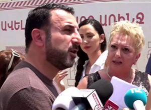 Առինջի բնակիչները բողոքի ակցիա են իրականացնում․ ուղիղ