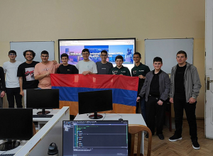 1 արծաթե և 3 բրոնզե մեդալ՝ Ասիայի և Խաղաղօվկիանոսյան երկրների (APIO) ինֆորմատիկայի միջազգային օլիմպիադայից