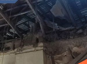 Փլուզում Մայիսի 9-ի փողոցի շենքերից մեկում․ բնակիչներից մեկն արգելափակվել է ննջասենյակում